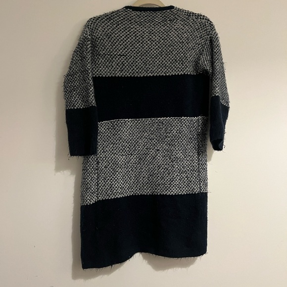 Dark blue knit cardigan! - Picture 3 of 3